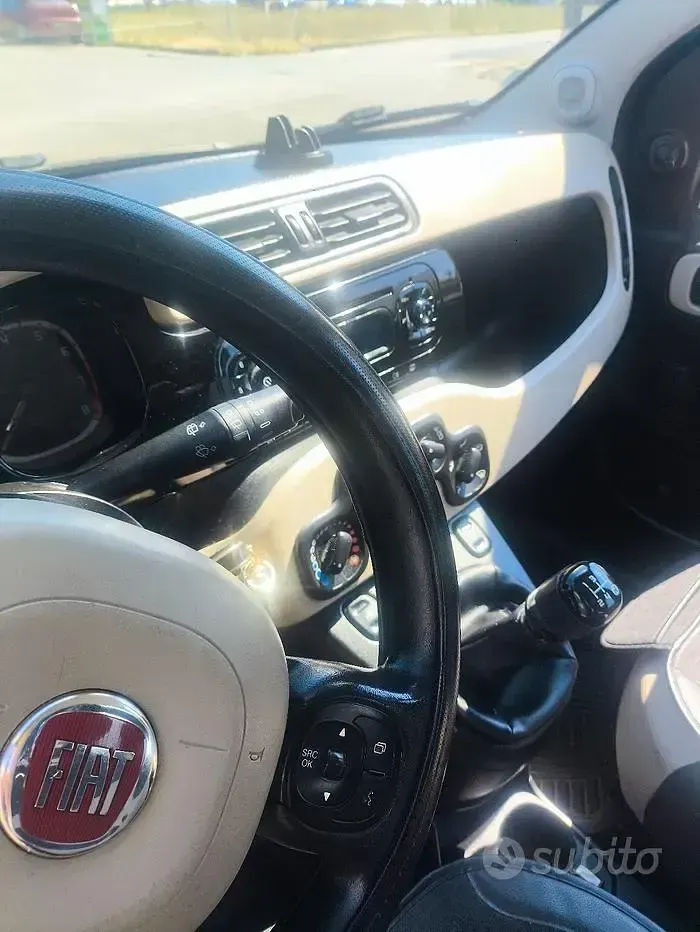 Usata Fiat Panda 69 CV (50 kW) 2013 Bluazzurro Utilitaria