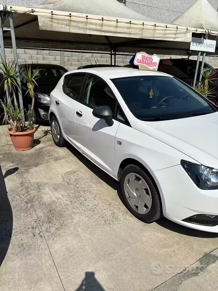 Usata Seat Ibiza Style 85 CV (62 kW) 2012 Bianco Berlina