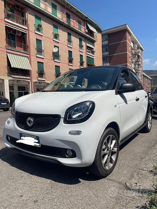 Usata Smart ForFour 61 CV (44 kW) 2018 Utilitaria