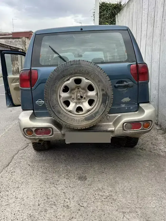 Usata Nissan Terrano 125 CV (91 kW) 2007 Verde SUV