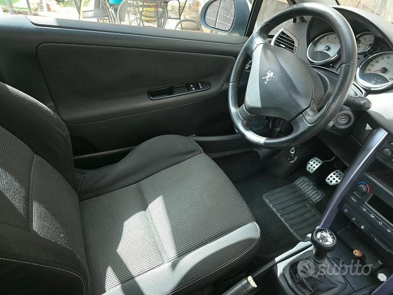 Usata Peugeot 207 CC 116 CV (85 kW) 2007 Grigio Cabrio