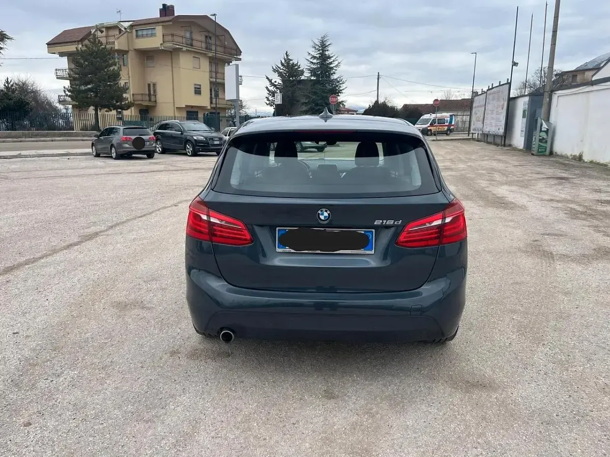 Usata BMW 216 Active Tourer Advantage 116 CV (85 kW) 2016 Blu Monovolume