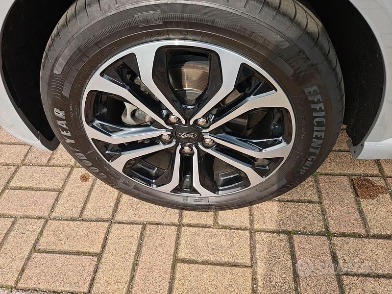 Usata Ford Puma ST-Line 125 CV (91 kW) 2021 Grigio SUV