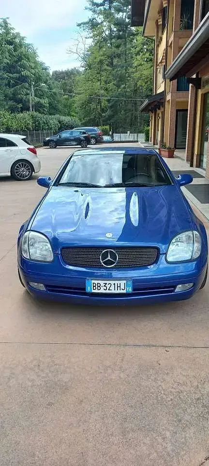 Usata Mercedes SLK200 136 CV (100 kW) 1999 Blu/azzurro Cabrio