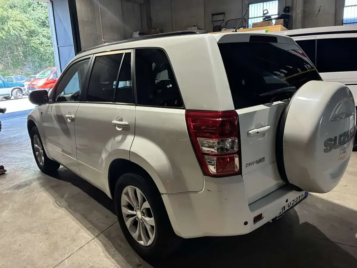 Usata Suzuki Grand Vitara 129 CV (94 kW) 2013 Other SUV