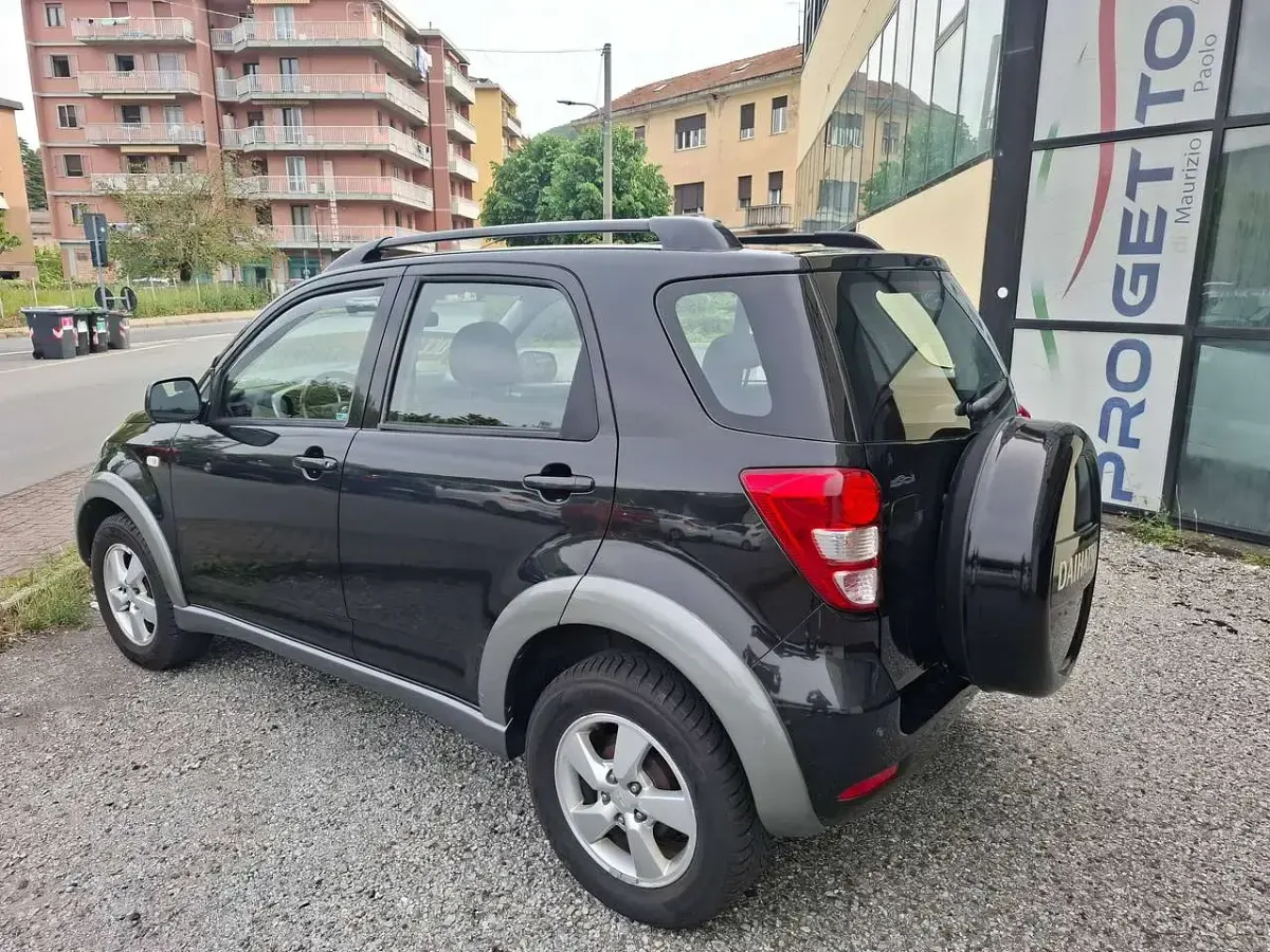Usata Daihatsu Terios 105 CV (77 kW) 2007 Nero SUV