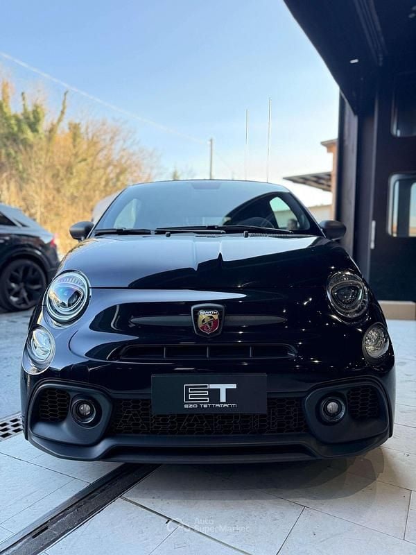 Usata Abarth 695C Turismo 179 CV (131 kW) 2023 Nero Cabrio