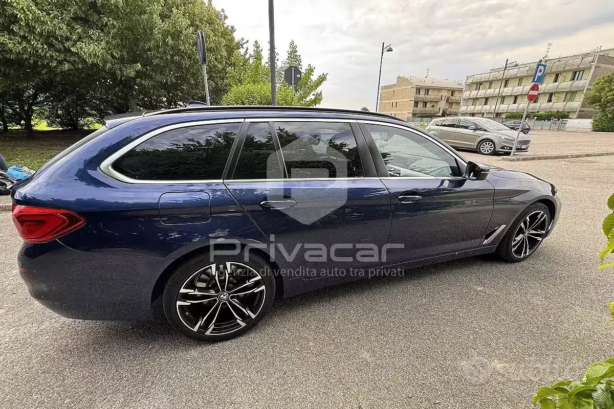 Begagnad BMW 520 Comfort Edition 190 HK (139 kW) 2018 Blå Kombi