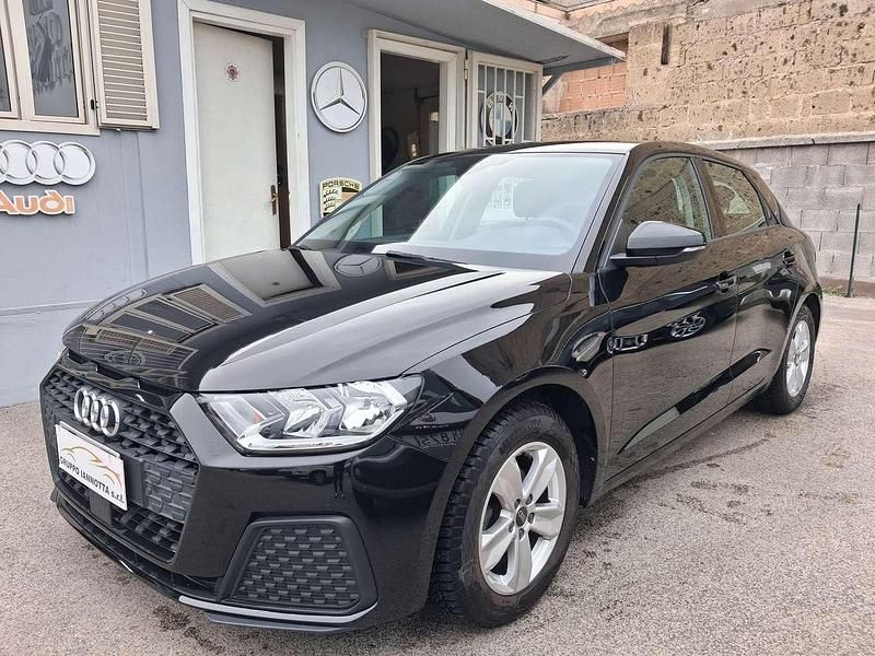 Usata Audi A1 Ambiente 95 CV (69 kW) 2023 Nero Berlina
