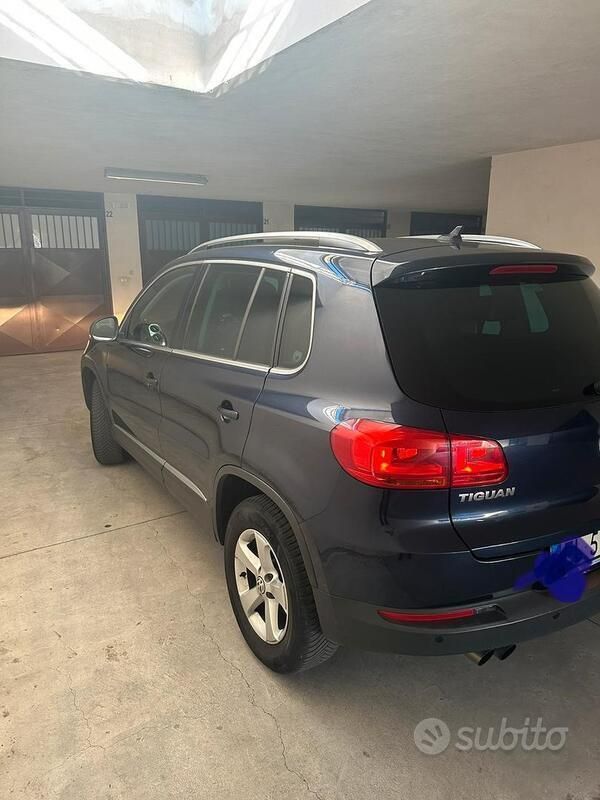 Usata VW Tiguan 140 CV (102 kW) 2011 Blu SUV