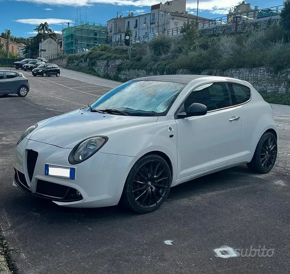 Usata Alfa Romeo MiTo Quadrifoglio Verde 170 CV (125 kW) 2010 Bianco Utilitaria