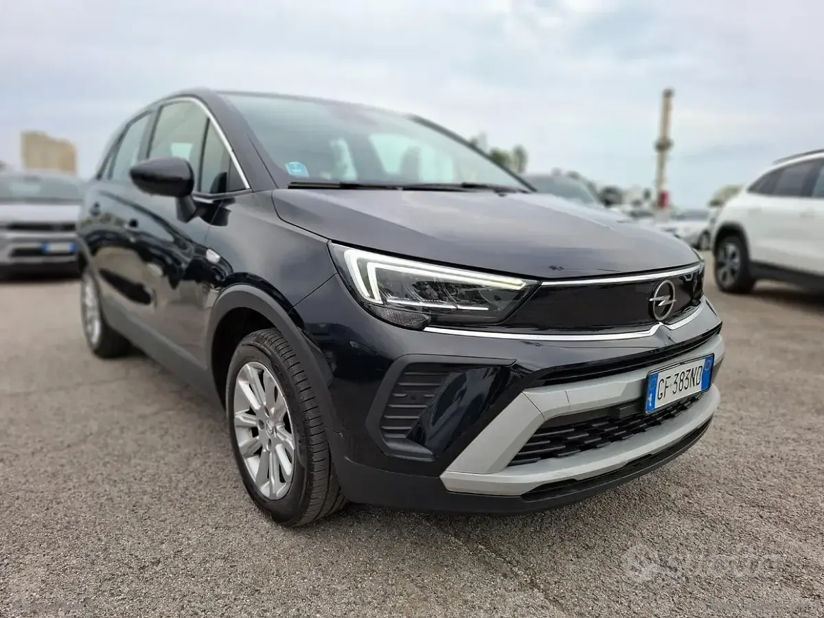 Usata Opel Crossland 110 CV (80 kW) 2021 Nero SUV