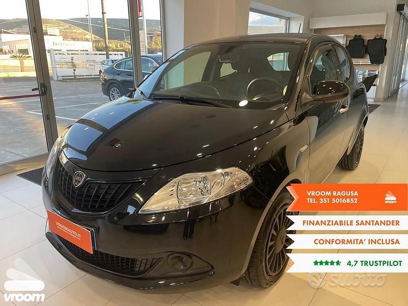 Usata 2023 Lancia Ypsilon Due volumi | 12.490 € (Buon prezzo) - Immagine 1/4