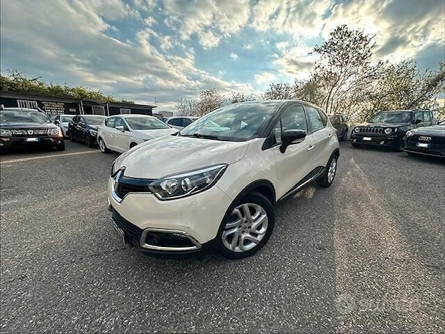 Usata Renault Captur 90 CV (66 kW) 2015 Bianco SUV