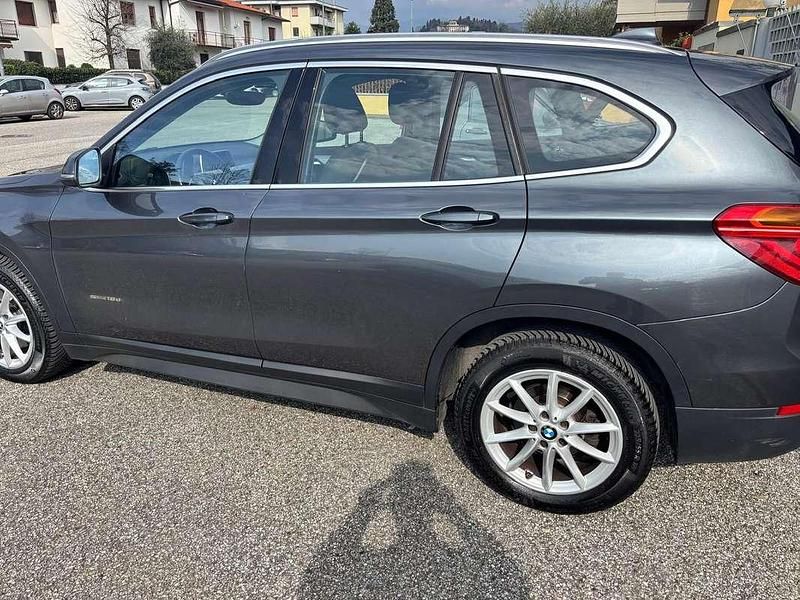 Usata BMW X1 Advantage 150 CV (110 kW) 2016 Grigio SUV