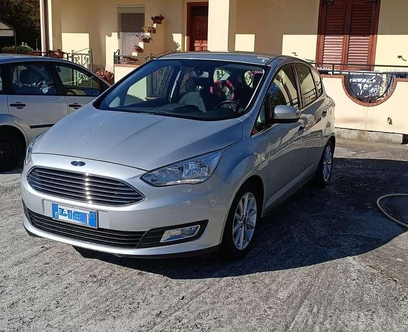 Begagnad Ford C-MAX Titanium S 120 HK (88 kW) 2017 Grå Minibuss