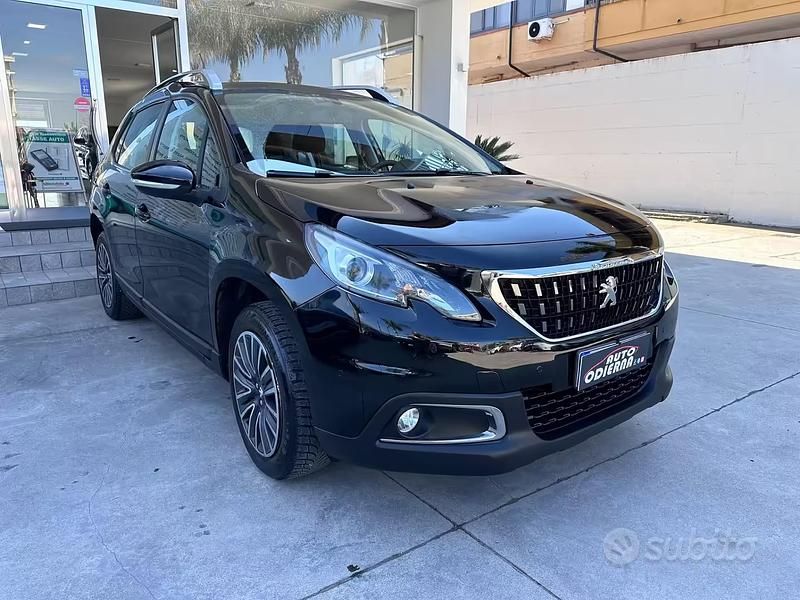 Usata Peugeot 2008 99 CV (72 kW) 2018 Nero SUV