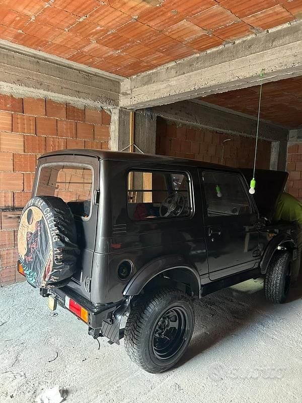 Usata 1988 Suzuki Samurai SUV | 9800 € - Immagine 1/4