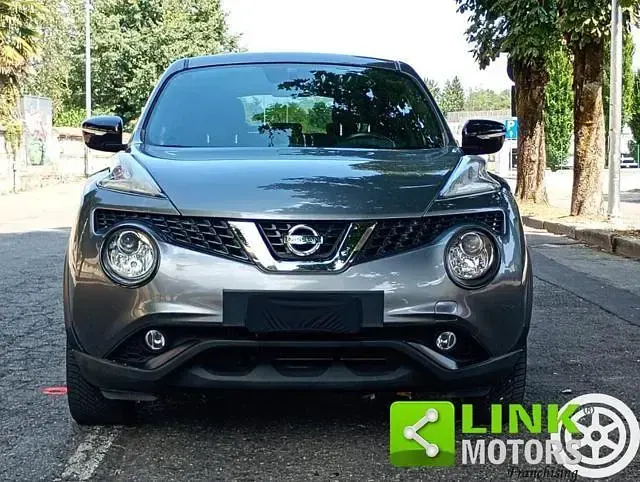 Usata Nissan Juke Acenta 110 CV (80 kW) 2015 Grigio SUV