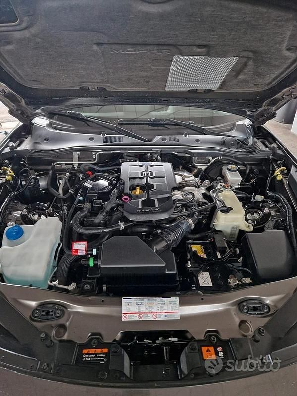 Usata Fiat 124 Spider Lusso 140 CV (102 kW) 2017 Grigio Cabrio