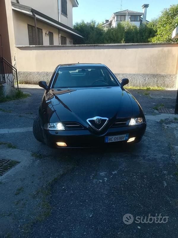 Usata Alfa Romeo 166 226 CV (166 kW) 1999 Blu Berlina