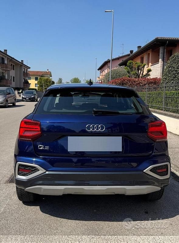 Usata Audi Q2 Business 116 CV (85 kW) 2021 Blu SUV