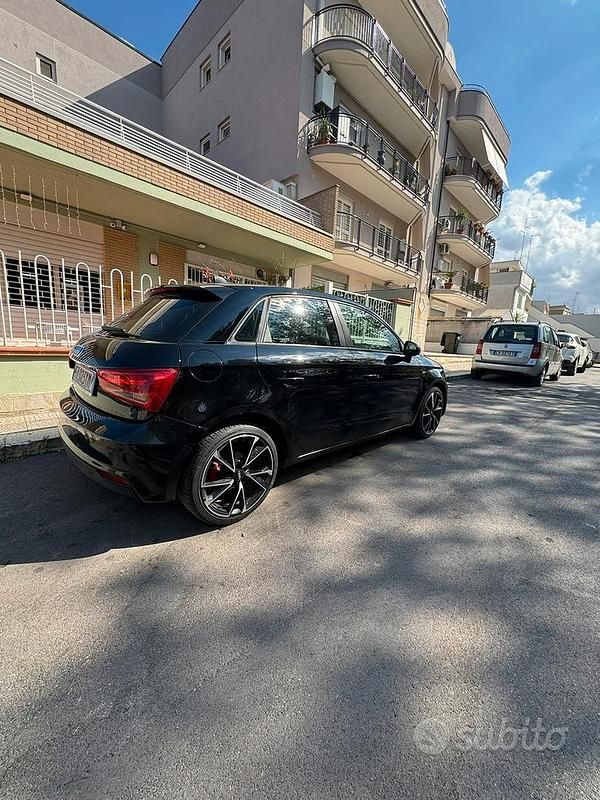 Usata Audi A1 90 CV (66 kW) 2015 Nero Utilitaria