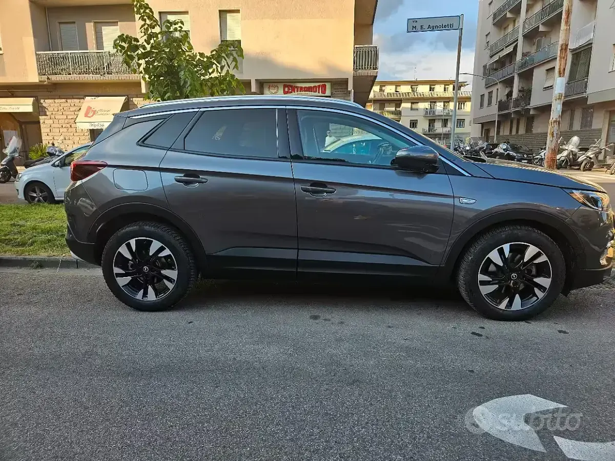 Usata Opel Grandland X 130 CV (95 kW) 2019 Grigio SUV