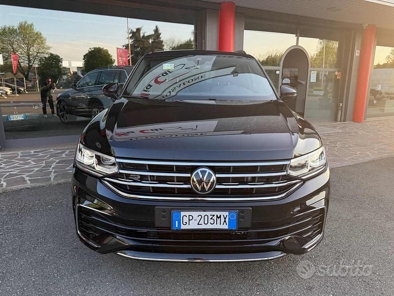 Brugt VW Tiguan R-line 200 HK (147 kW) 2023 Sort SUV