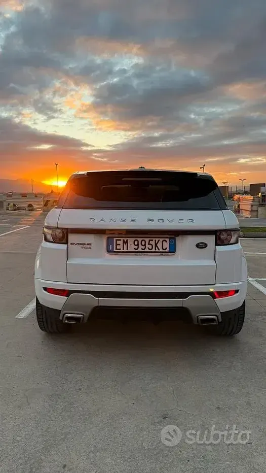 Usata Land Rover Range Rover evoque 150 CV (110 kW) 2012 Bianco SUV