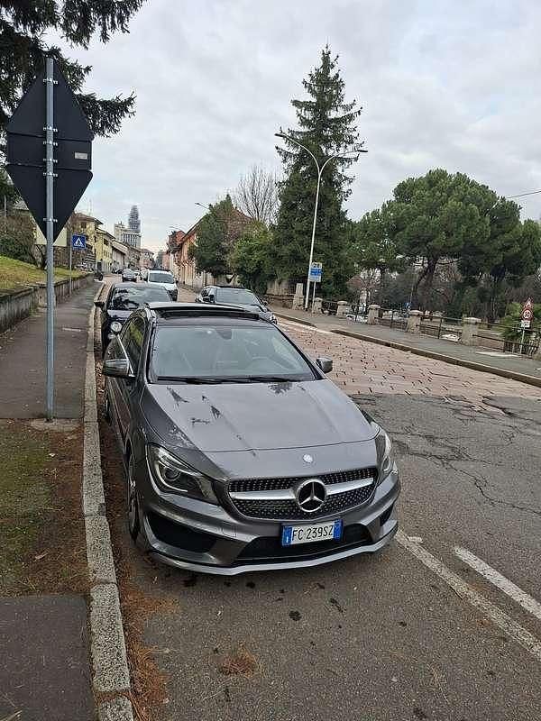 Usata Mercedes CLA220 Shooting Brake Premium 177 CV (130 kW) 2016 Station wagon