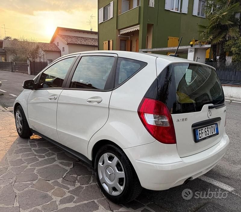 Usata Mercedes A160 Elegance 81 CV (59 kW) 2010 Bianco Berlina