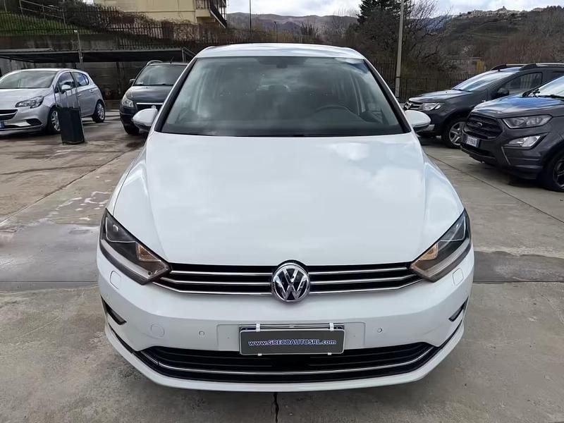 Usata VW Golf Sportsvan Highline 110 CV (80 kW) 2015 Bianco Monovolume