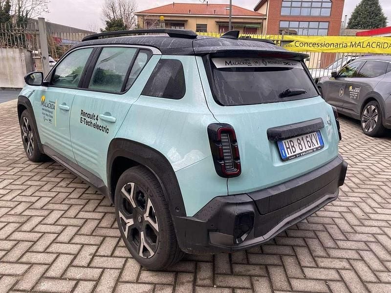 Nuova Renault 4 E-Tech Komfort 110 kW (150 CV) 2025 Verde hauts de france SUV
