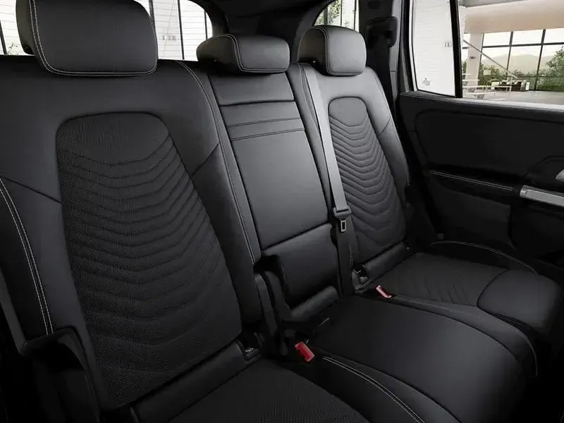 Nuova Mercedes GLB200 Advanced 150 CV (110 kW) 2026 Grigio SUV