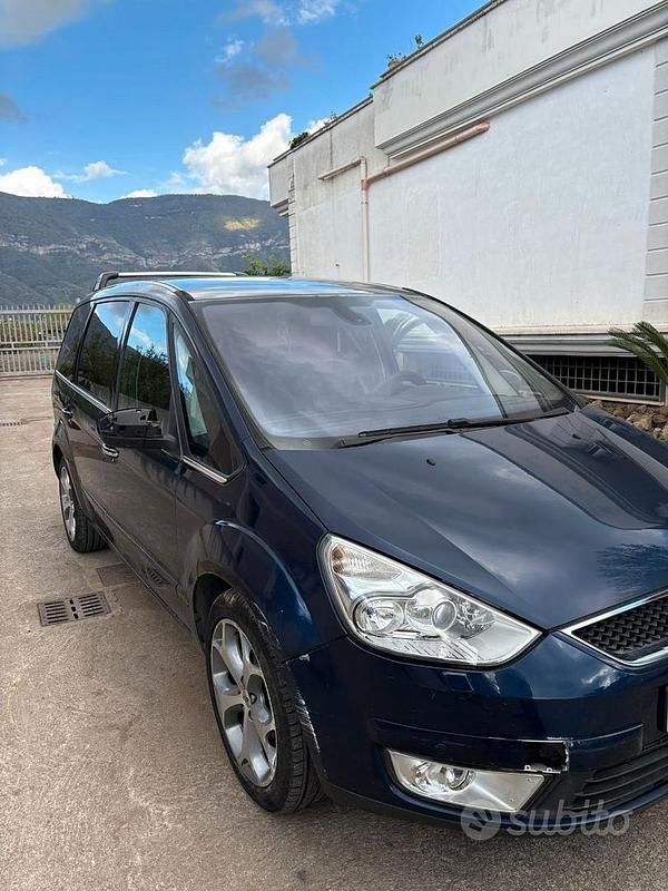 Usata Ford Galaxy Titanium 145 CV (106 kW) 2010 Blu Monovolume