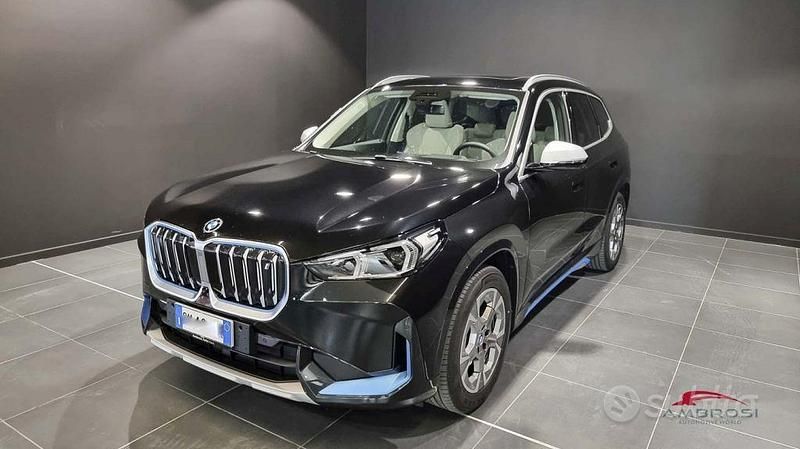 Begagnad BMW iX1 Comfort Edition 230 kW (313 HK) 2023 SUV