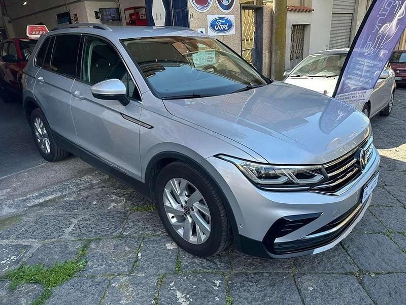 Usata VW Tiguan Elegance 150 CV (110 kW) 2021 Argento SUV