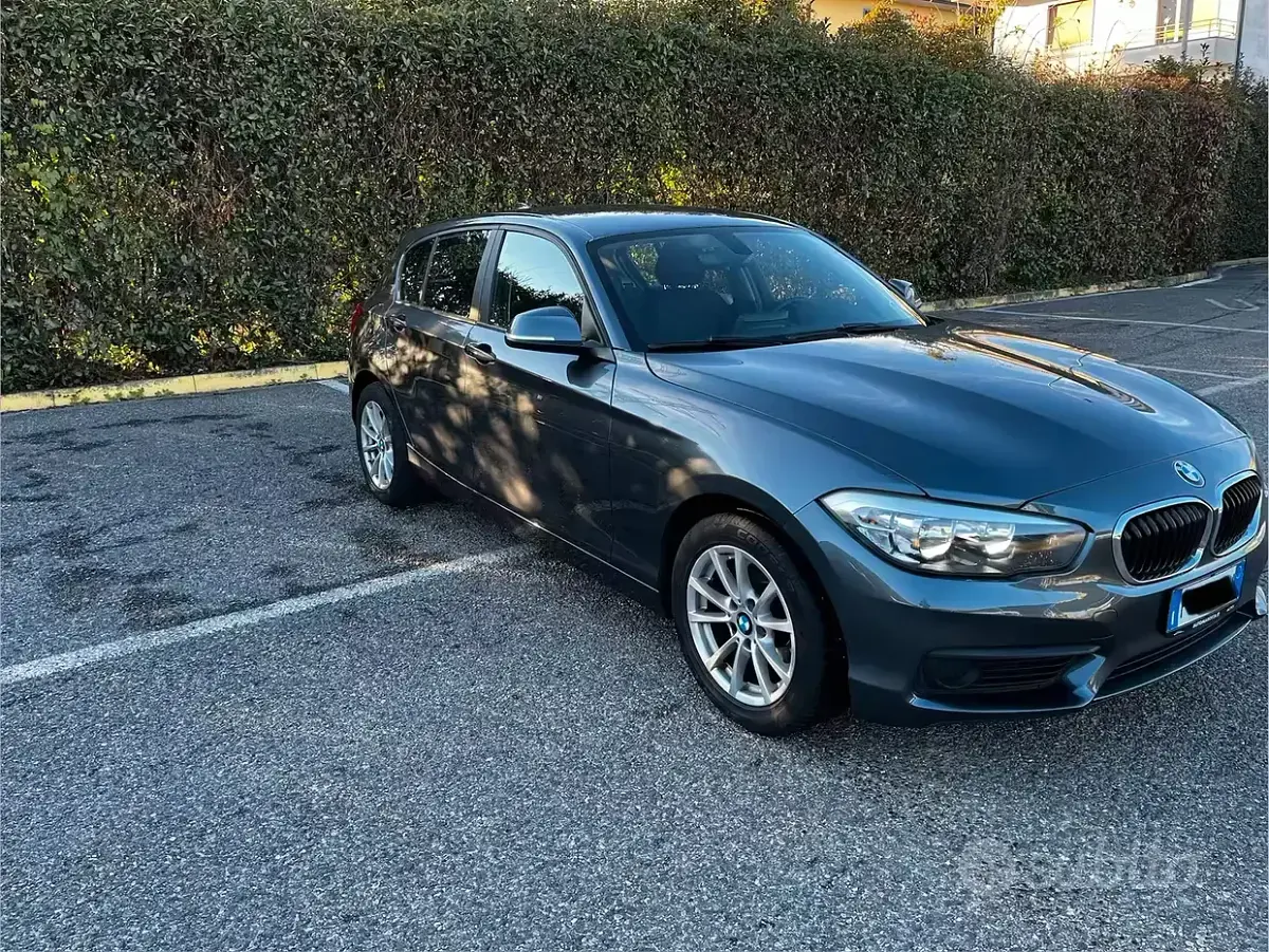 Usata BMW 116 116 CV (85 kW) 2018 Grigio Utilitaria