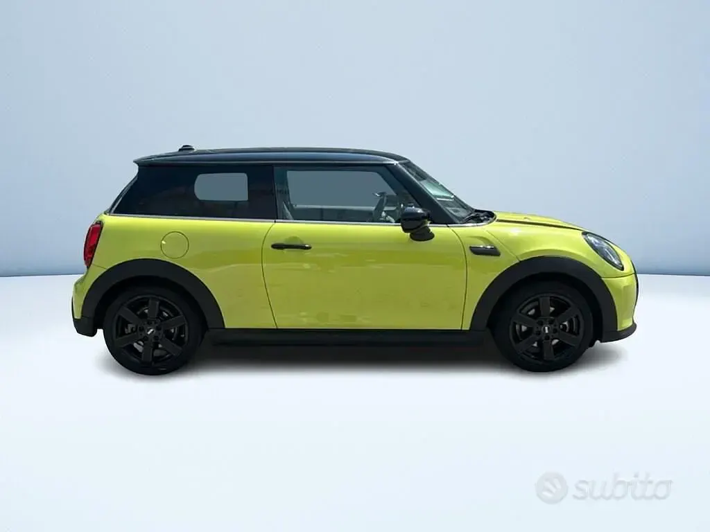 Usata Mini Cooper 2023 Giallo Utilitaria