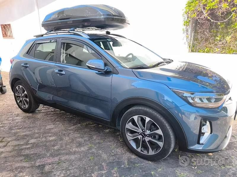 Usata Kia Stonic Turbo 100 CV (73 kW) 2023 Blu SUV