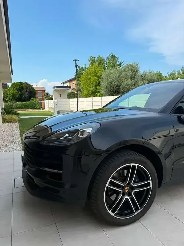 Usata Porsche Macan 245 CV (180 kW) 2020 Nero SUV