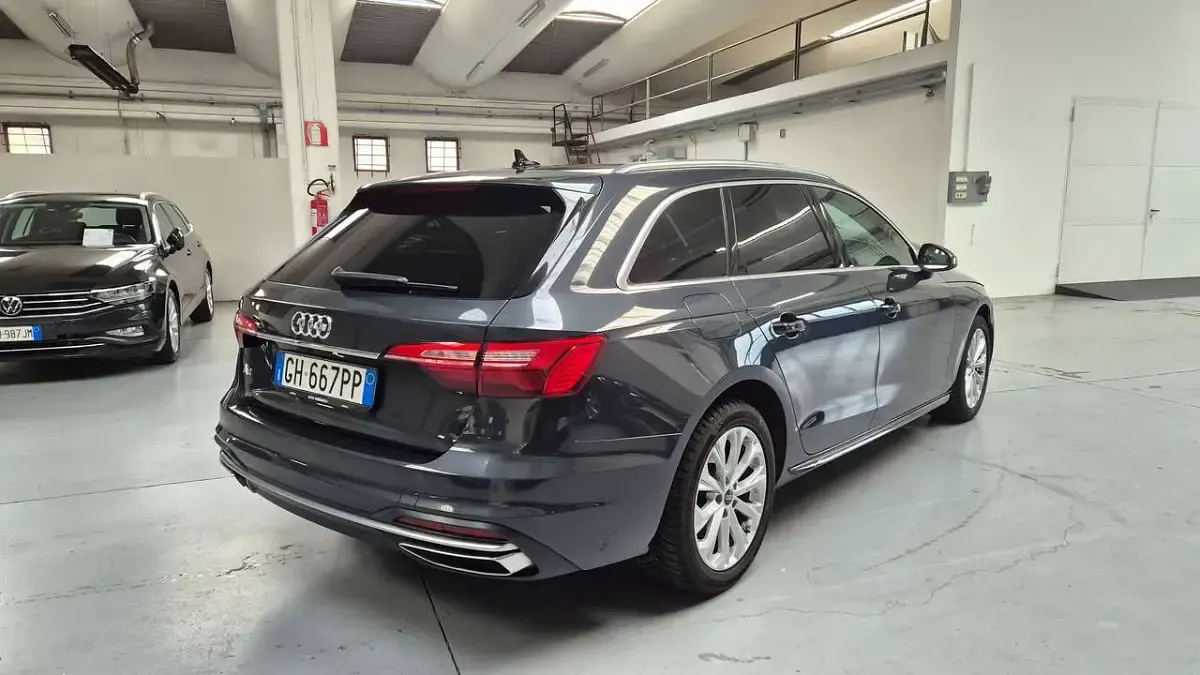 Usata Audi A4 Ambiente 163 CV (119 kW) 2021 Grigio Station wagon