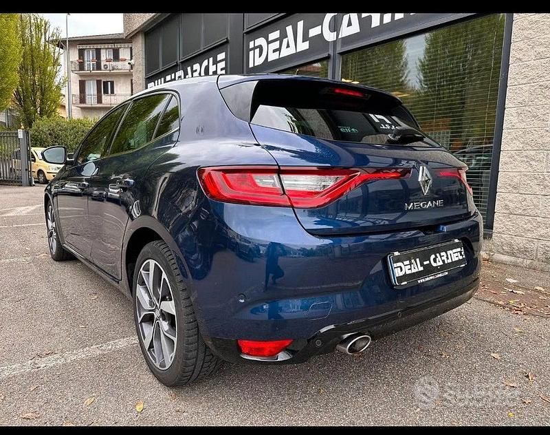 Usata Renault Mégane IV 110 CV (80 kW) 2017 Blu Berlina