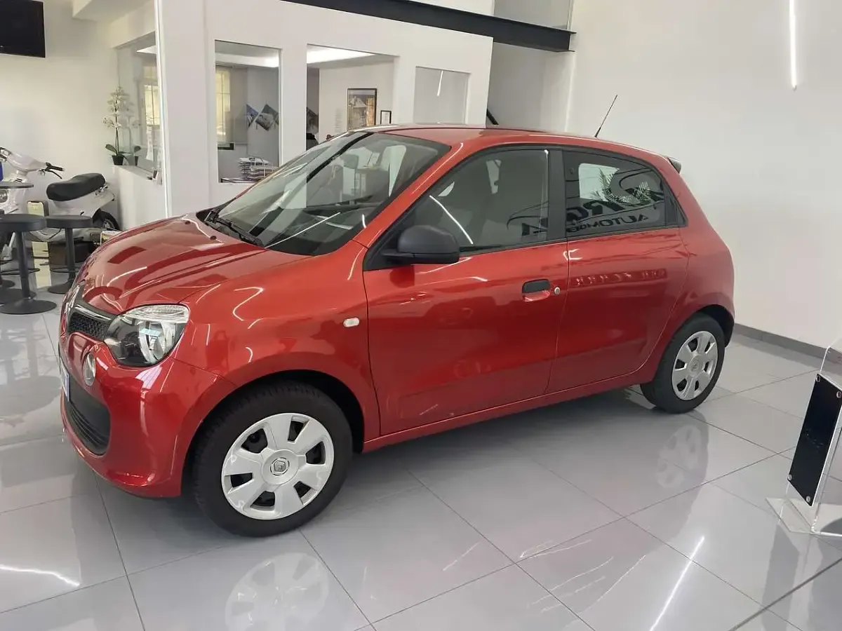 Usata Renault Twingo Life 69 CV (50 kW) 2016 Rosso Utilitaria