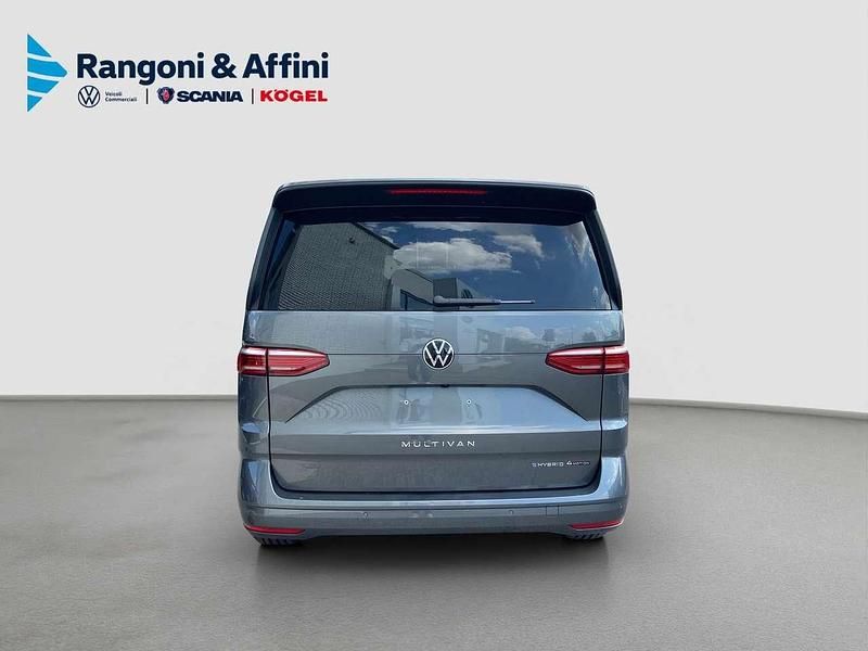 Nuova VW Multivan Life 245 CV (180 kW) 2026 Grigio Furgone