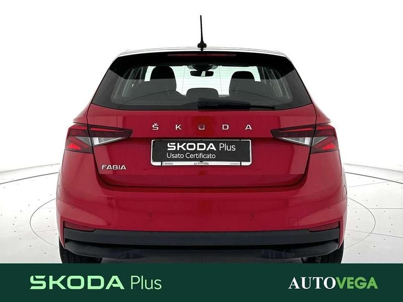 Usata Skoda Fabia Style 95 CV (69 kW) 2022 Rosso pastello Berlina