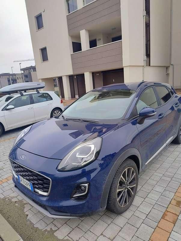 Usata Ford Puma Titanium 125 CV (91 kW) 2024 Blu/azzurro SUV