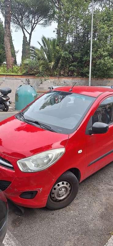 Usata Hyundai i10 69 CV (50 kW) 2011 Rosso Utilitaria