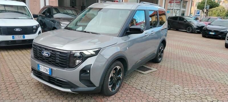 Grigio Usata 2024 Ford Tourneo Courier Active Monovolume | 24.900 € (Cara) - Immagine 1/4